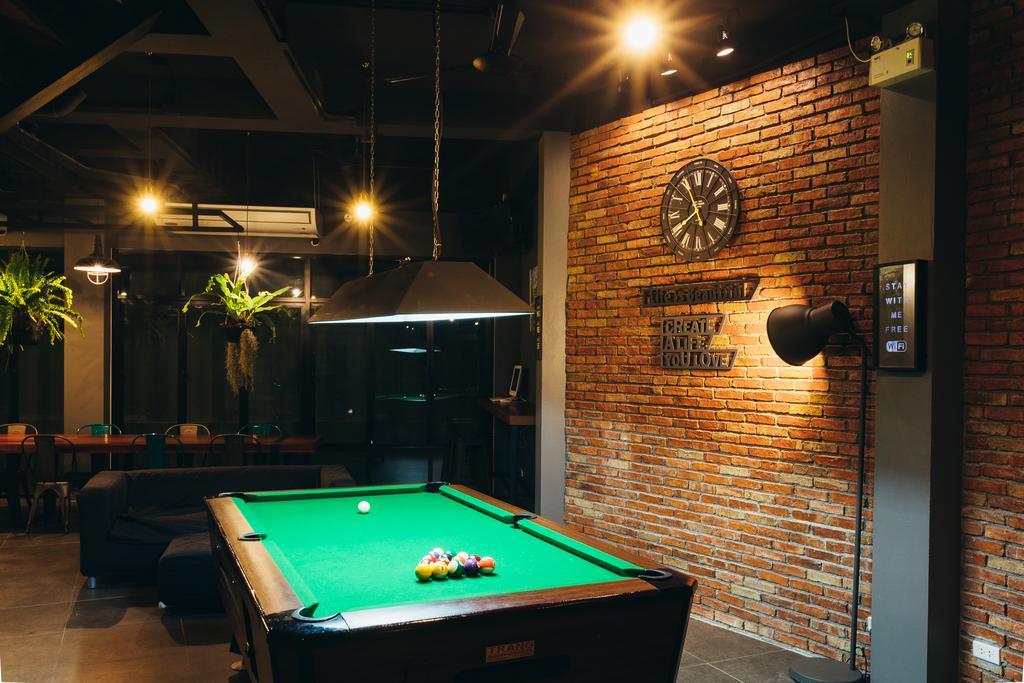 Hostel Srisuksant Square Krabi town Exterior foto